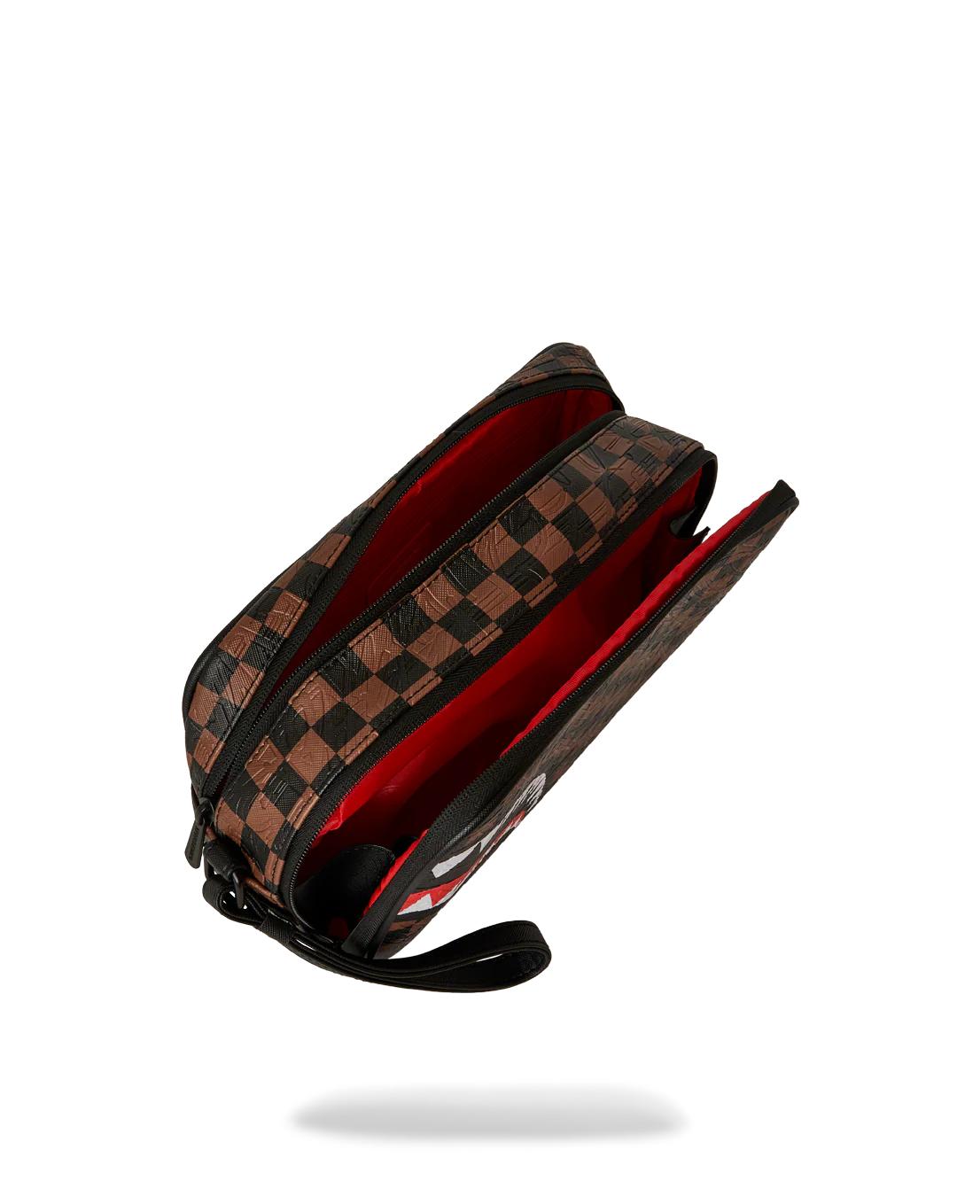 Sprayground Premium | THE PRIVATE JET SHARK CLUB TOILETRY BRICK