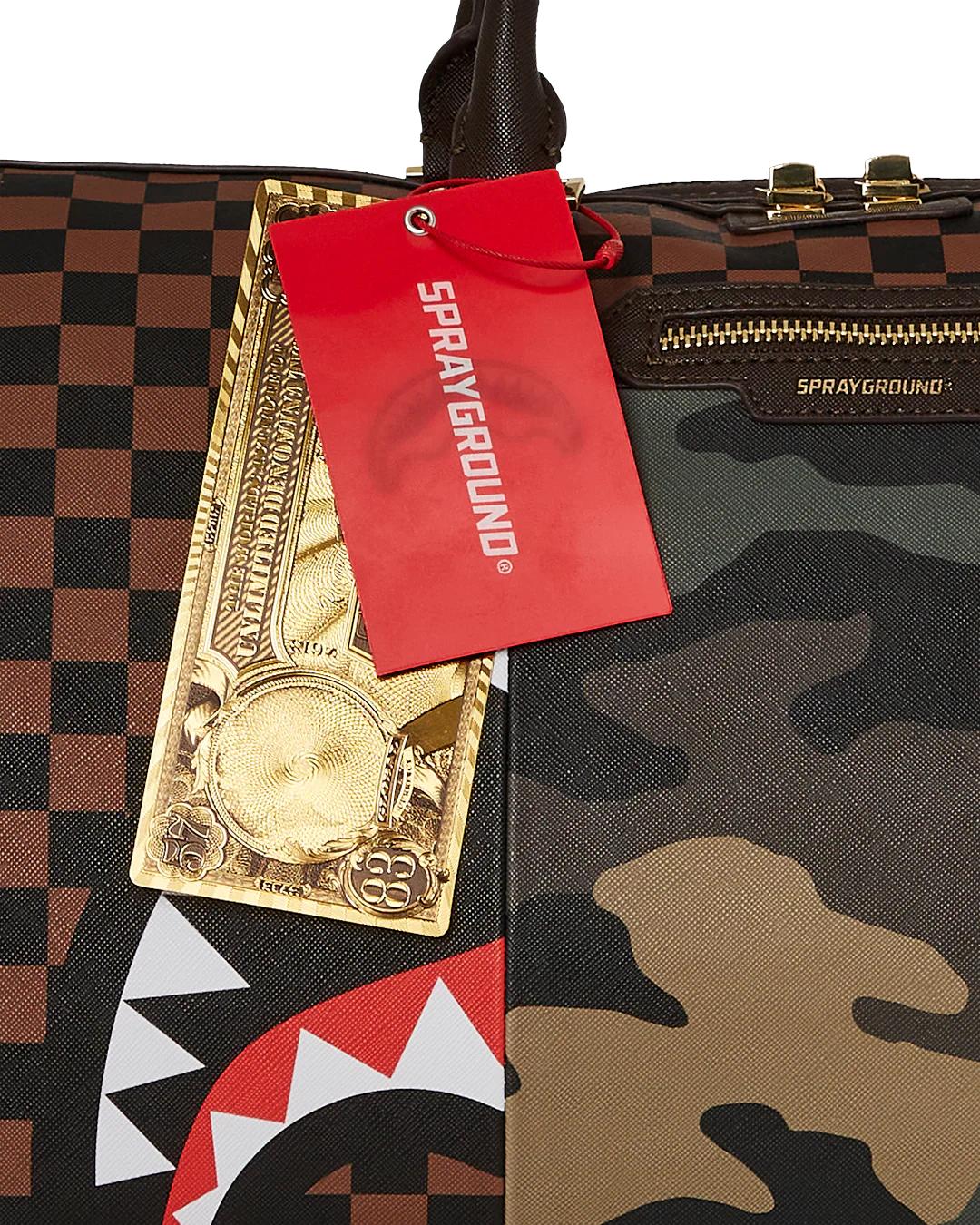 Sprayground Premium | EXTERIOR GOLD ZIP POCKET SHARKS IN PARIS DUFFLE