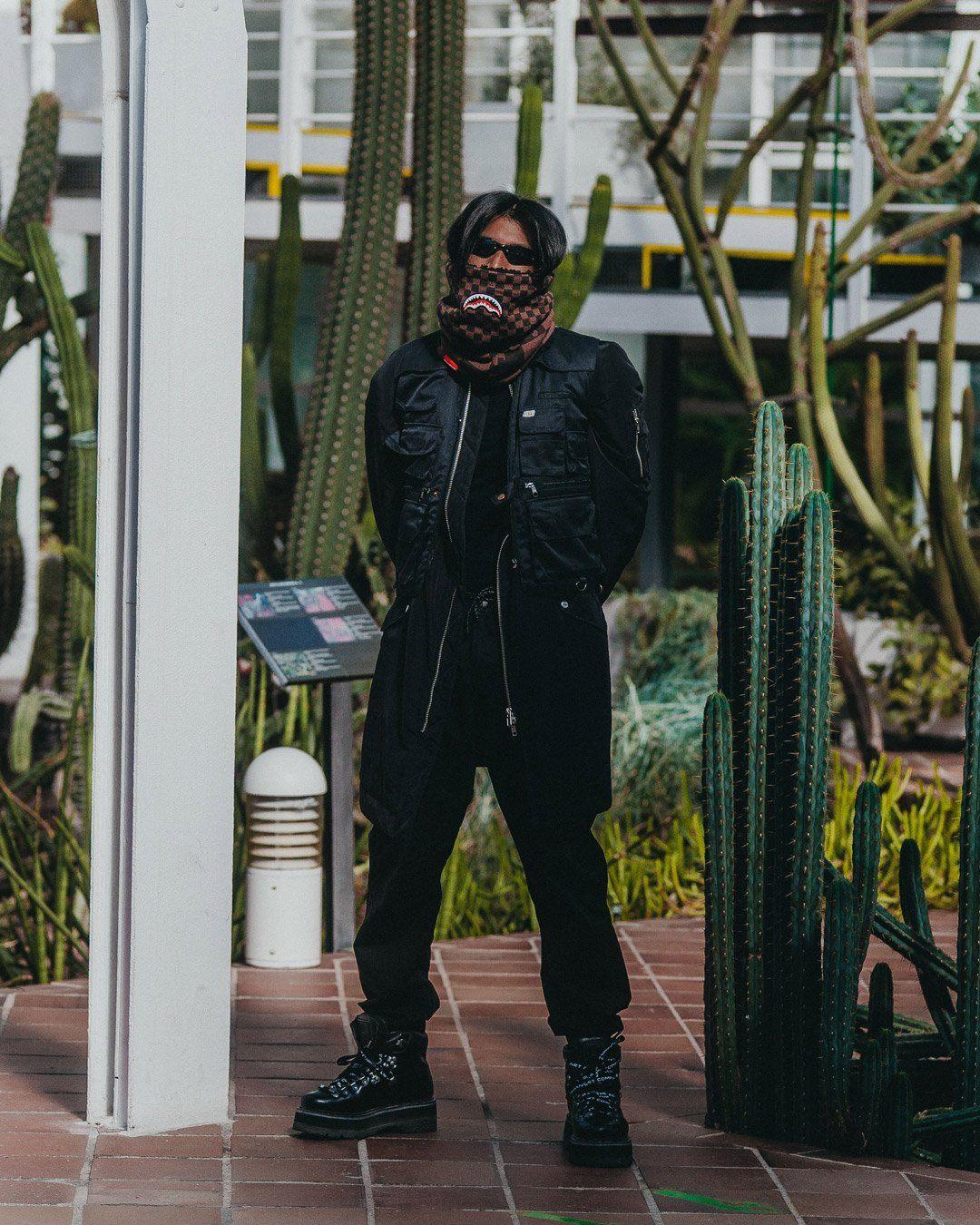 Sprayground Trending | XTC SHARKS IN PARIS NECK WARMER