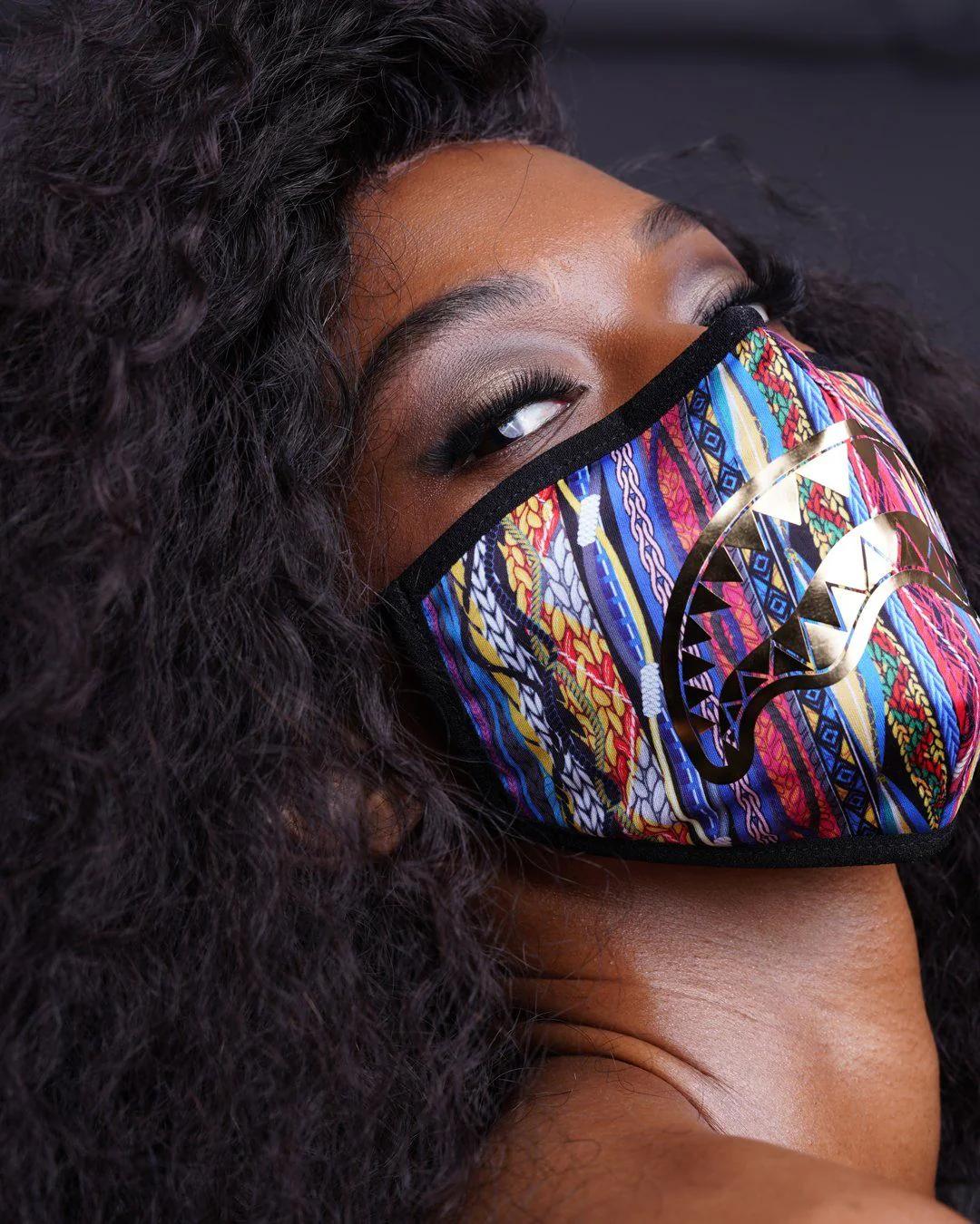 Sprayground Best Seller | 1994 GOLD METALLIC SHARK POLYESTER FACE MASK