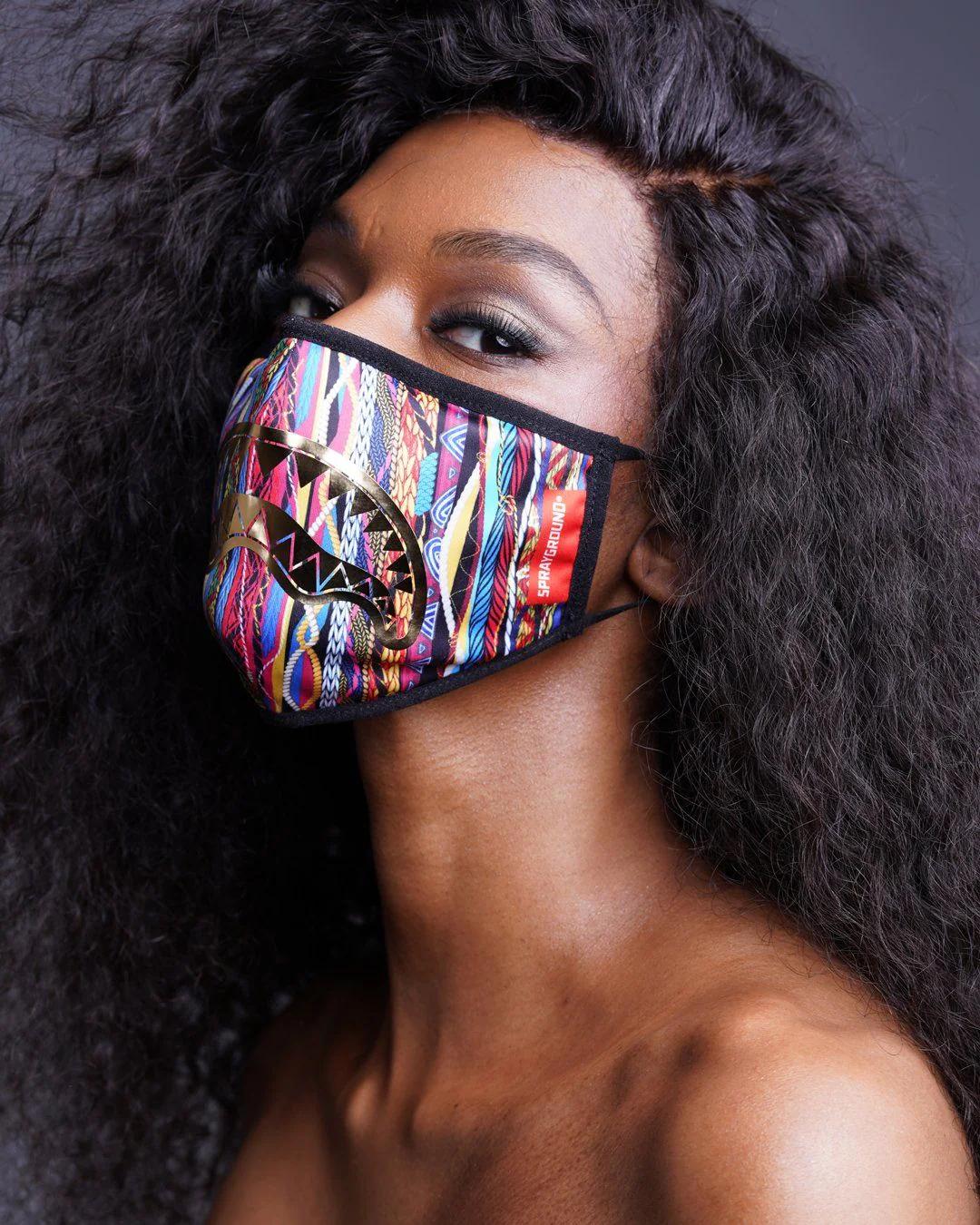 Sprayground Best Seller | 1994 GOLD METALLIC SHARK POLYESTER FACE MASK