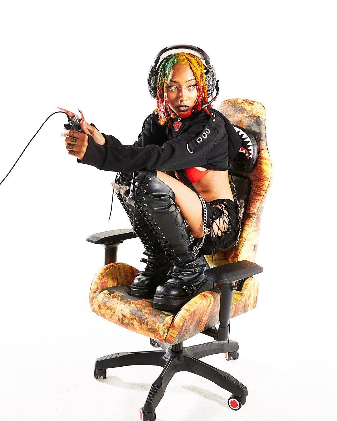 Sprayground Best Seller | FIRE CAMO GAMING CHAIR - SUPER RARE