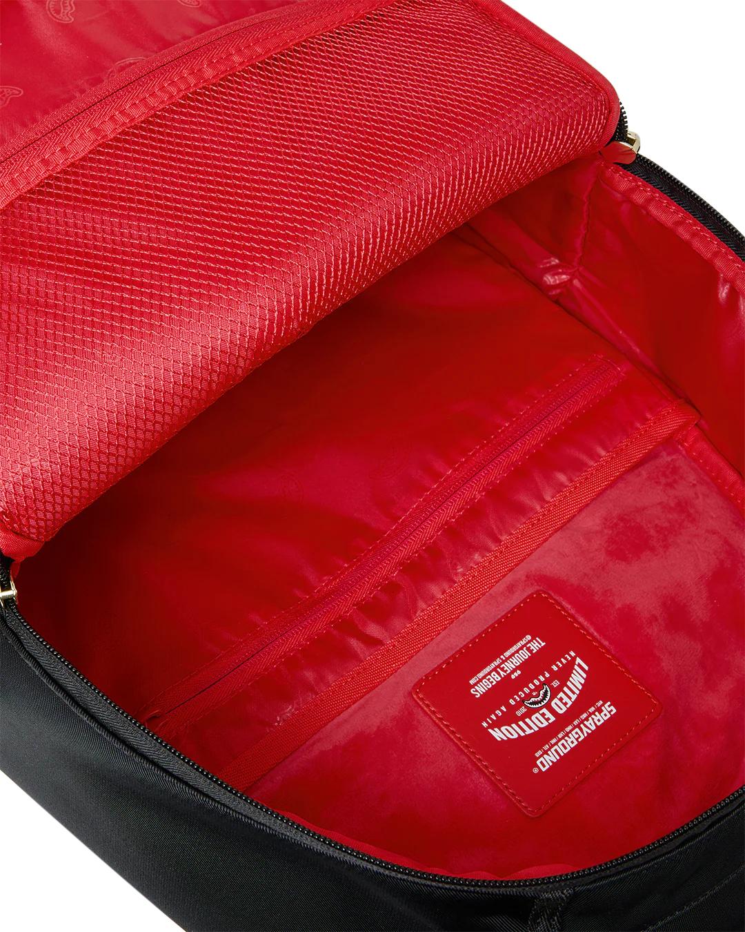 Sprayground Classic | SHARK CENTRAL BANK BACKPACK