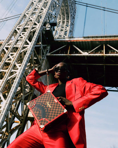 Sprayground Best Seller | TAKEOVER THE THRONE ATTACHÉ HANDCUFF BRIEFCASE