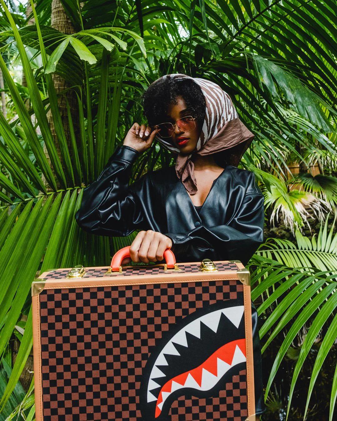 Sprayground Essential | HENNY AIR TO THE THRONE ATTACHÉ BRIEFCASE
