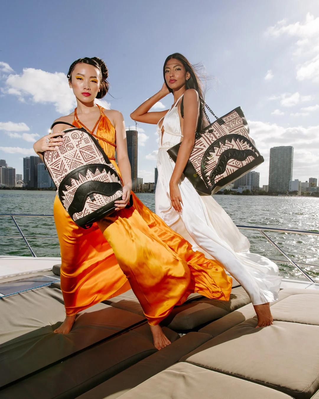 Sprayground Featured | A.I. PALM MIRAGE SHARK LUXE BEACH TOTE