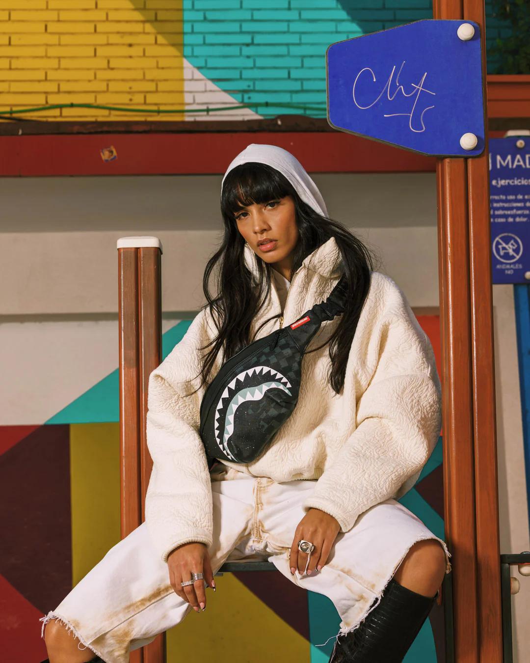 Sprayground Essential | DEEPSPACE SIDE DRIP SAVVY CROSSBODY