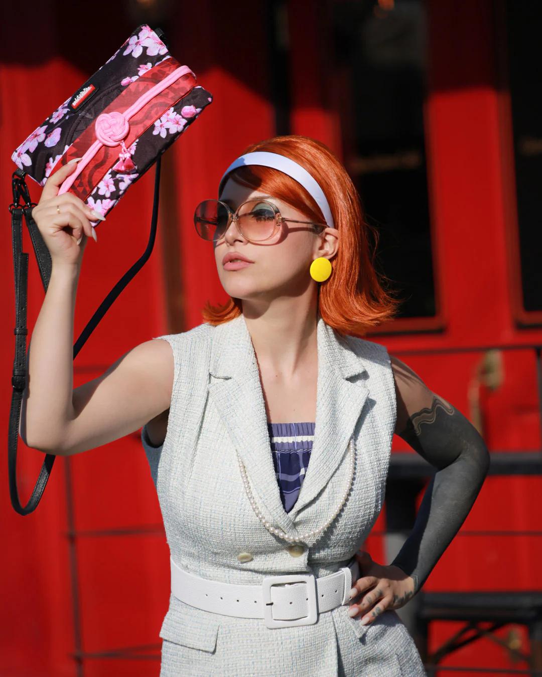 Sprayground New | OUKA KENRAN HAYUMI HOKAZANO OFFICIAL COLLAB CROSSOVER CLUTCH