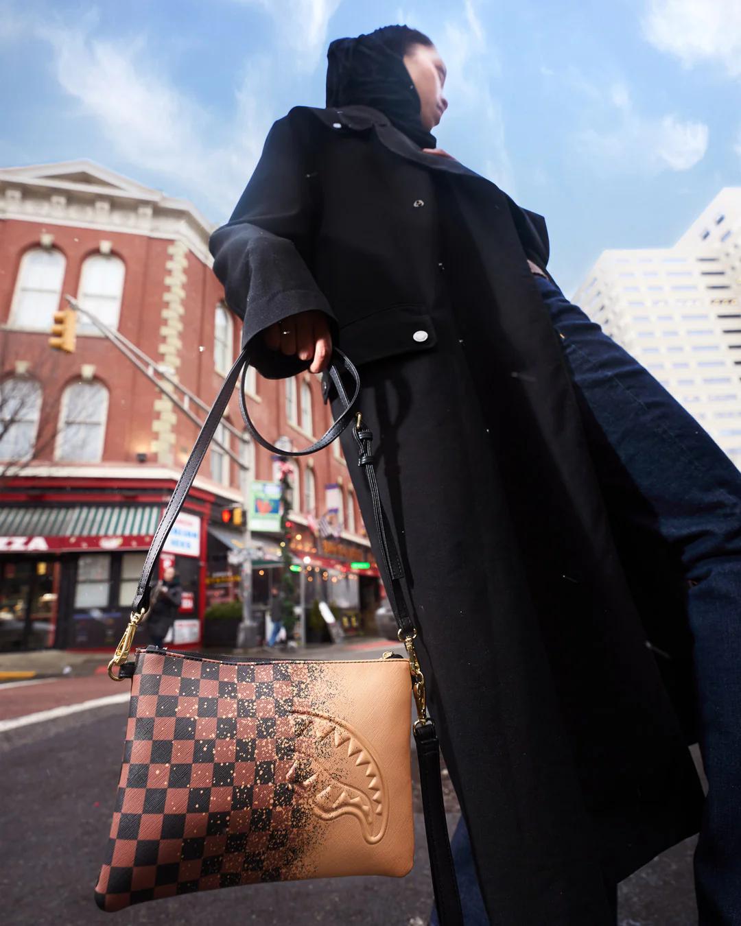 Sprayground Exclusive | COASTAL VOYAGE CROSSOVER CLUTCH