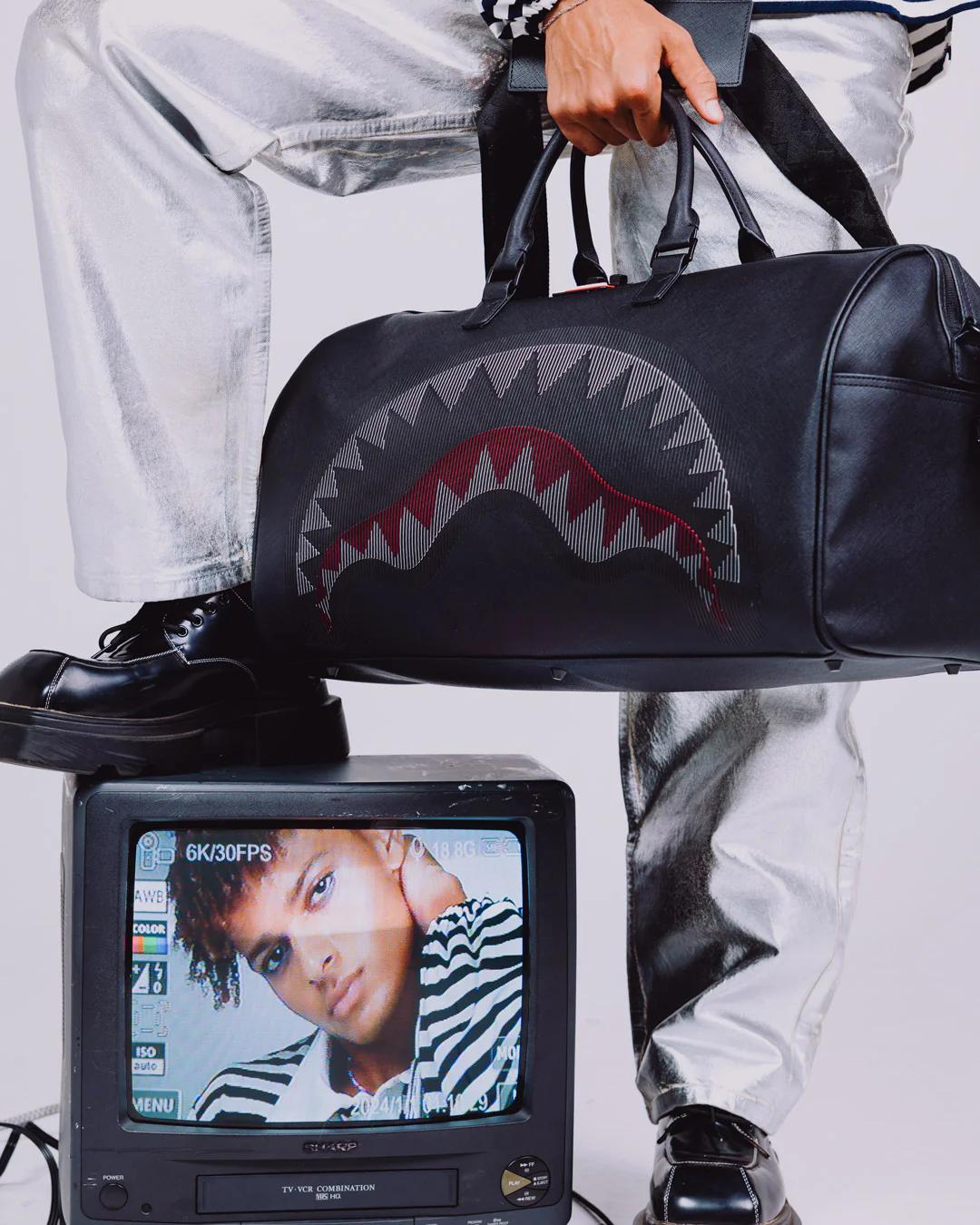 Sprayground Essential | STEALTH GLIDE DUFFLE