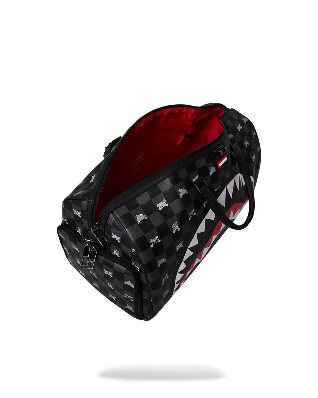 Sprayground Essential | SHARK MOB HIDEOUT DUFFLE