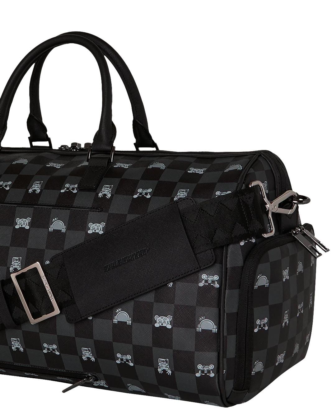 Sprayground Essential | SHARK MOB HIDEOUT DUFFLE