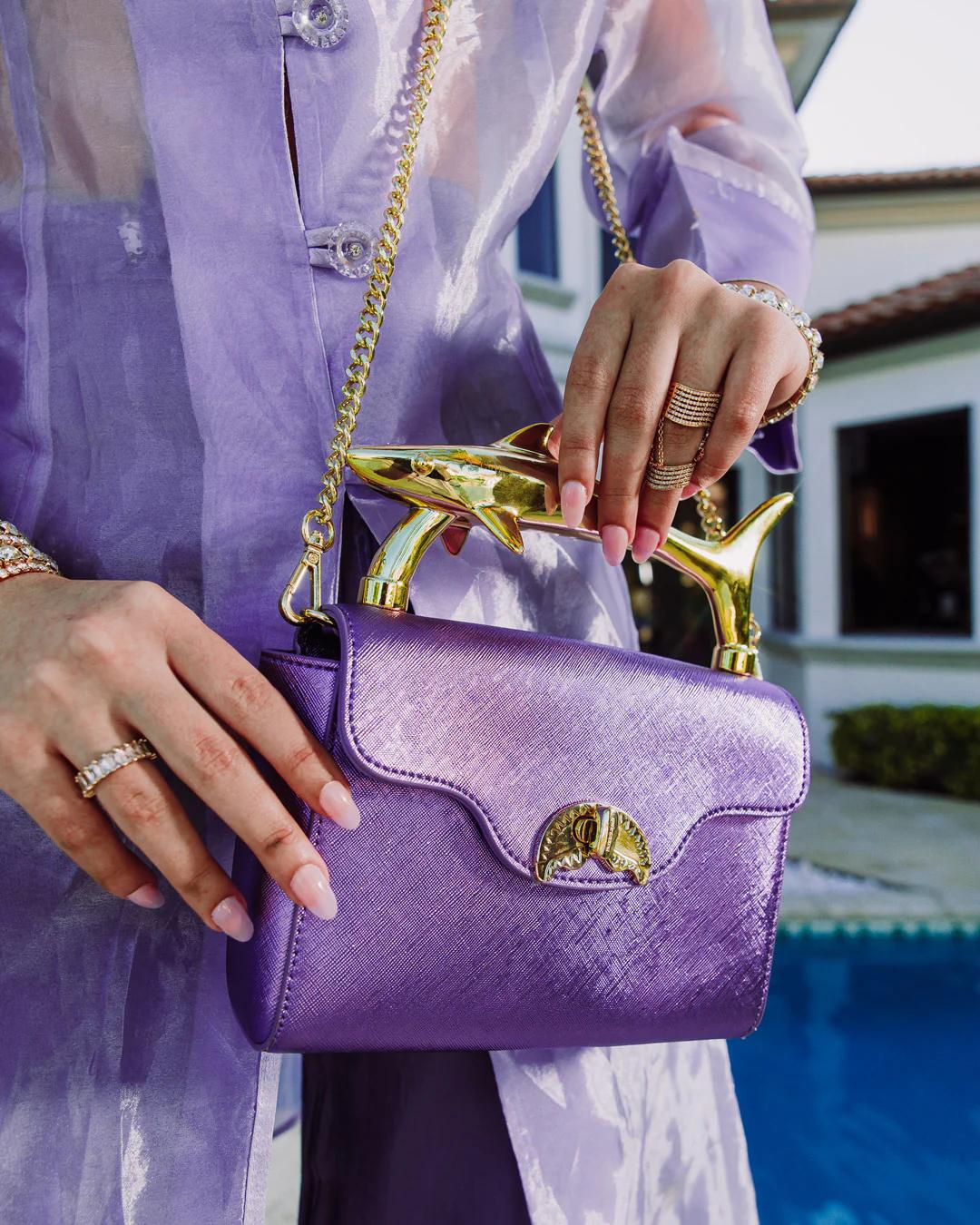 Sprayground Essential | SHARKS OF THE GOLD OCEAN CLUTCH