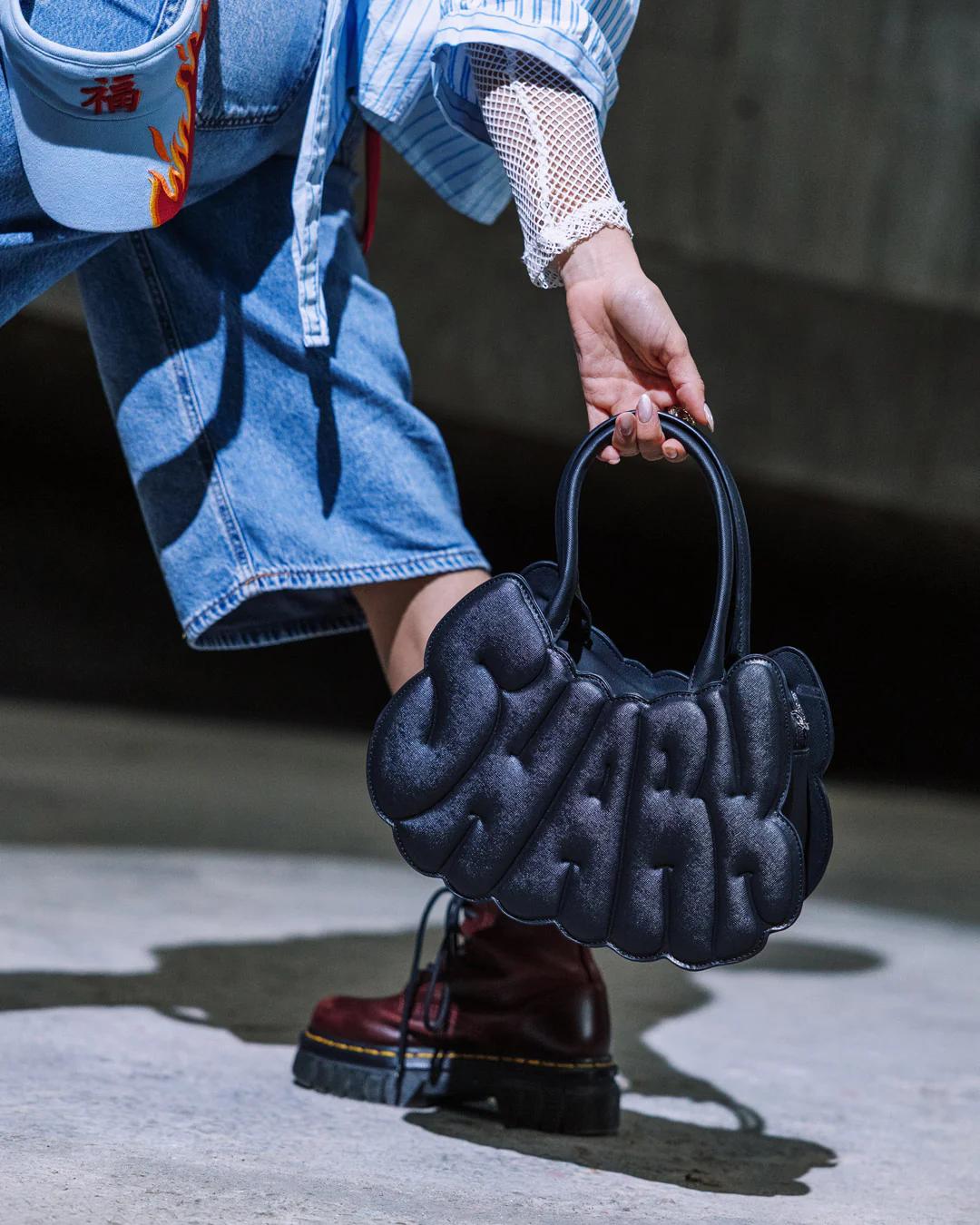 Sprayground Popular | BUBBLE BUBBLE SHARK HANDBAG