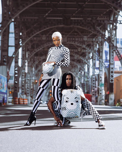 Sprayground Signature | HAUTE BEAR BALL SLING