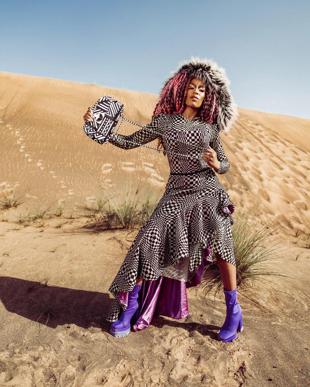 Sprayground Classic | A.I.8 AFRICAN INTELLIGENCE - ORIGIN STORY SHARK HANDBAG