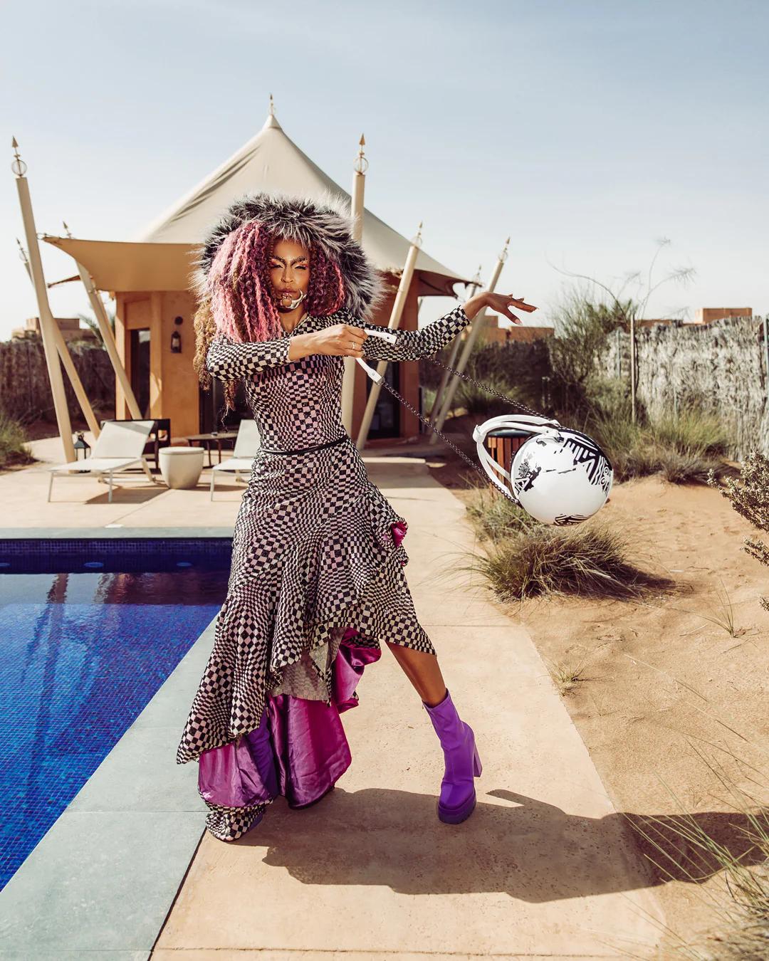 Sprayground Essential | A.I.8 AFRICAN INTELLIGENCE - ORIGIN STORY GLOBE BAG