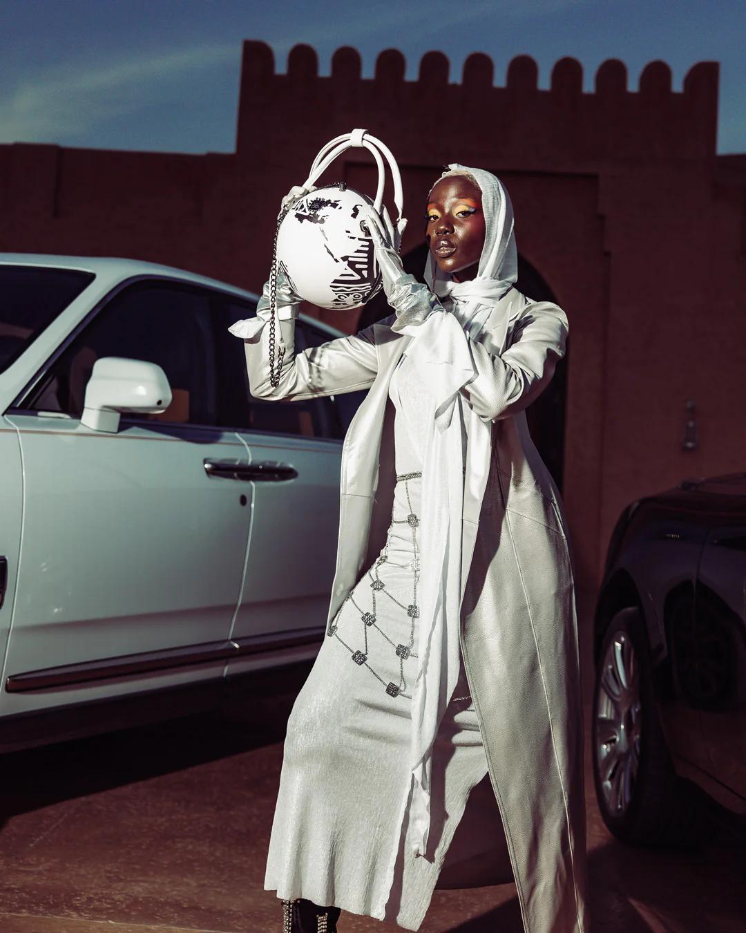 Sprayground Essential | A.I.8 AFRICAN INTELLIGENCE - ORIGIN STORY GLOBE BAG