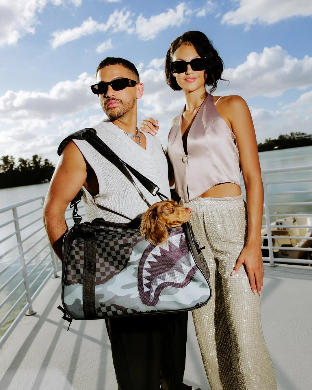 Sprayground Popular | 3AM RIPTIDE PET CARRIER DUFFLE
