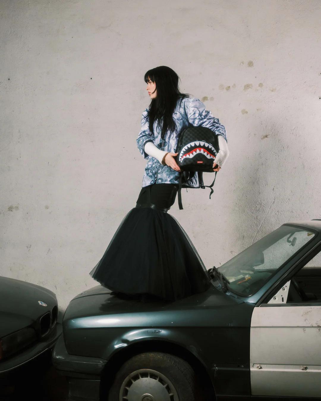 Sprayground Best Seller | SHARKS IN PARIS HYPER PUFF SAVAGE BACKPACK