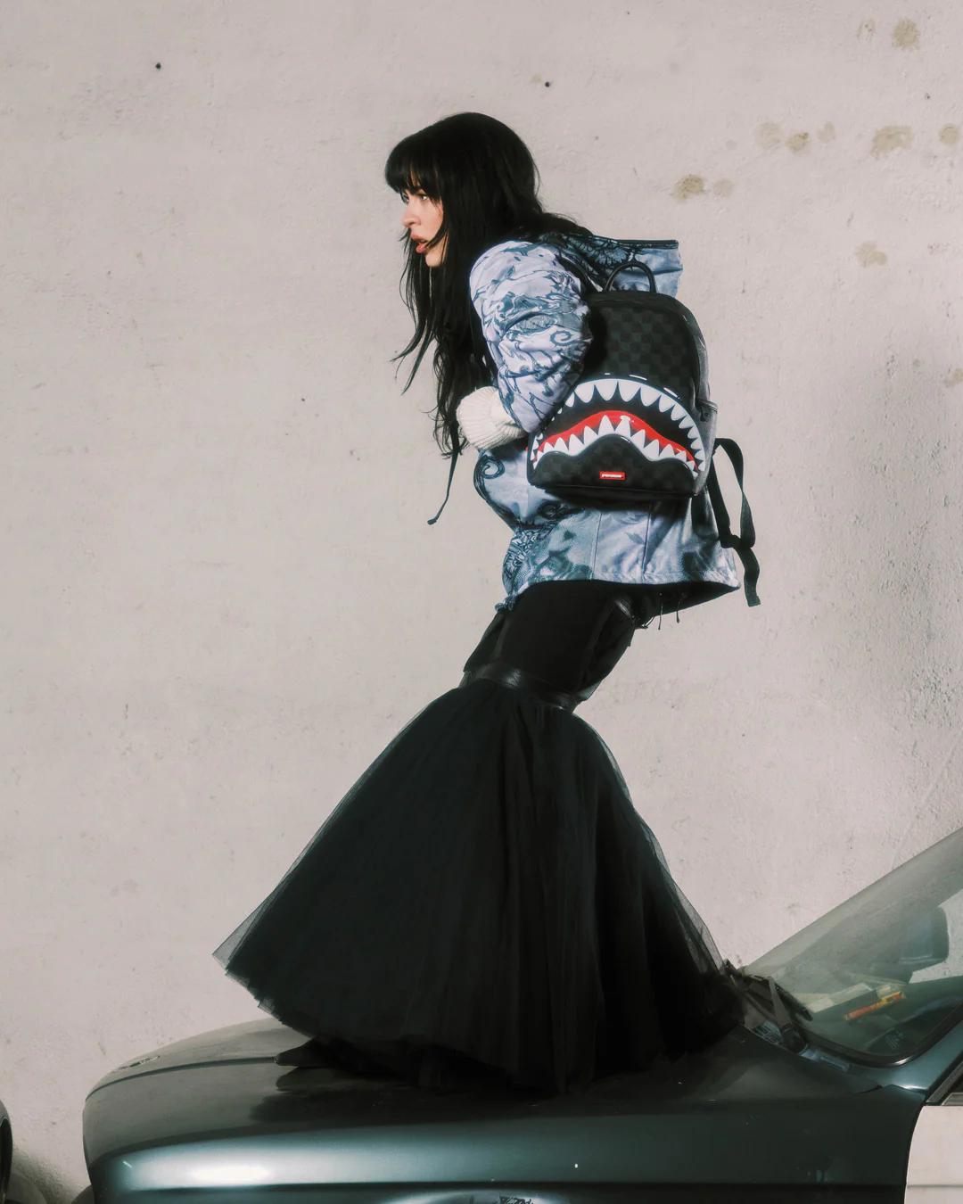 Sprayground Best Seller | SHARKS IN PARIS HYPER PUFF SAVAGE BACKPACK