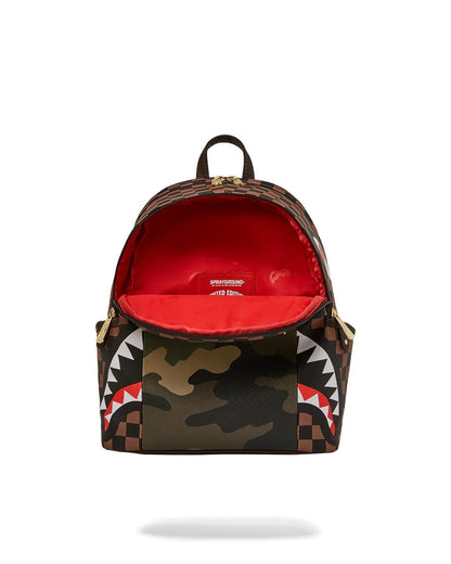 Sprayground Trending | EXTERIOR GOLD ZIP POCKET SHARKS IN PARIS SAVAGE BACKPACK