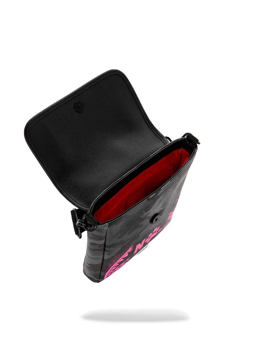 Sprayground New | SNOOPY THAT'S A NO NO MESSENGER SLING