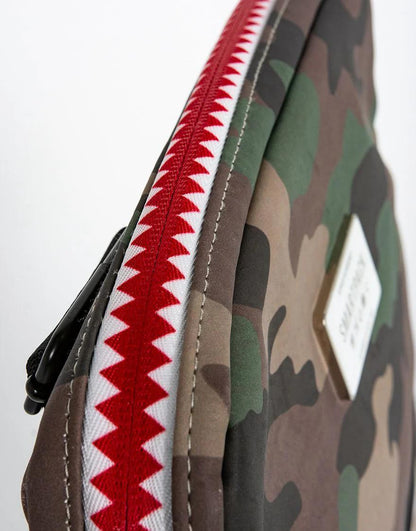 Sprayground Popular | CUT & SEW SHARK SMARTPACK (CAMO)