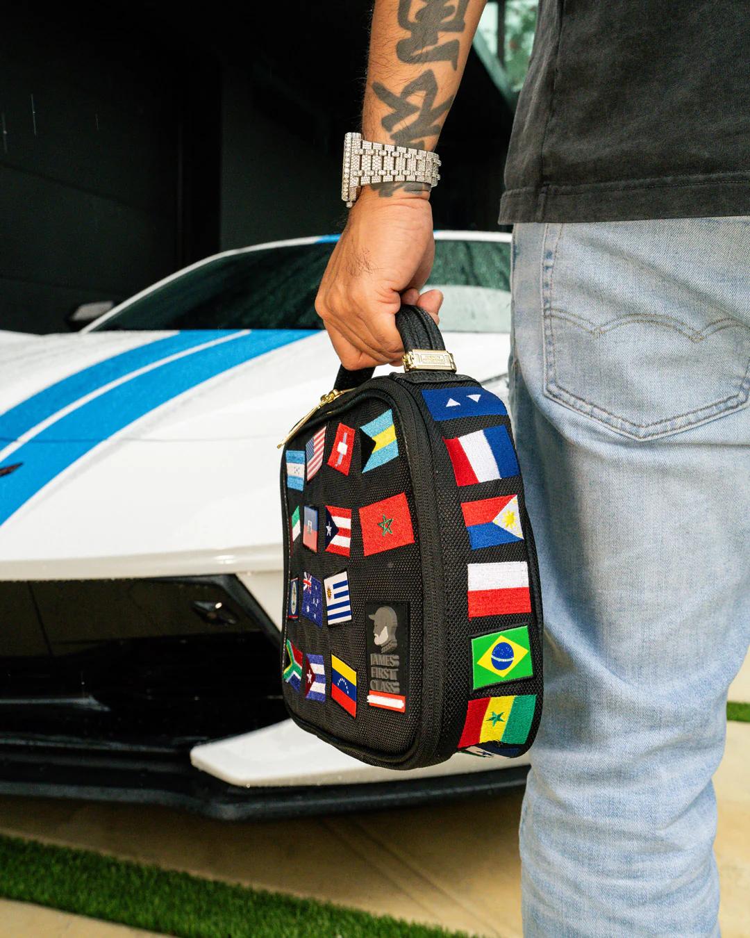 Sprayground Premium | JAMES FIRST CLASS GLOBAL FLAGS SNACKPACK