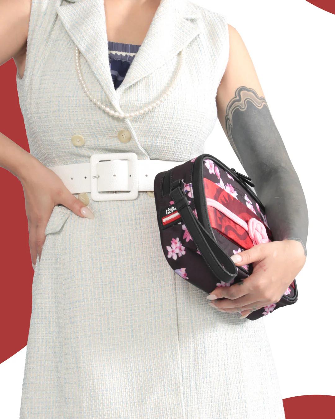 Sprayground Essential | OUKA KENRAN HAYUMI HOKAZANO OFFICIAL COLLAB TOILETRY BRICK