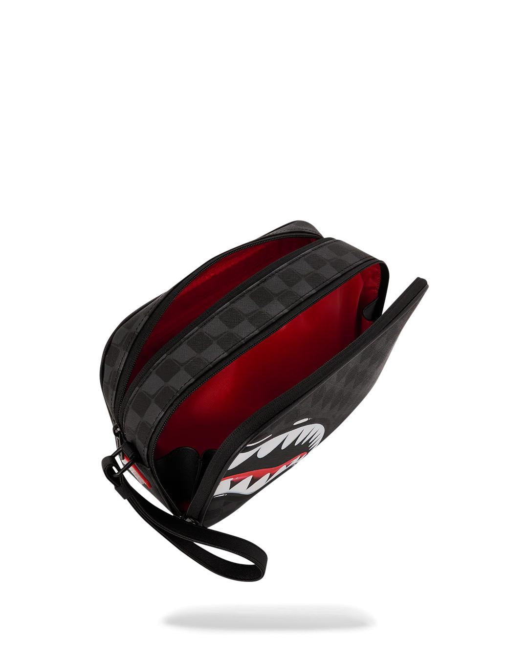 Sprayground New | SHARKS IN PARIS HYPER PUFF TOILETRY BRICK