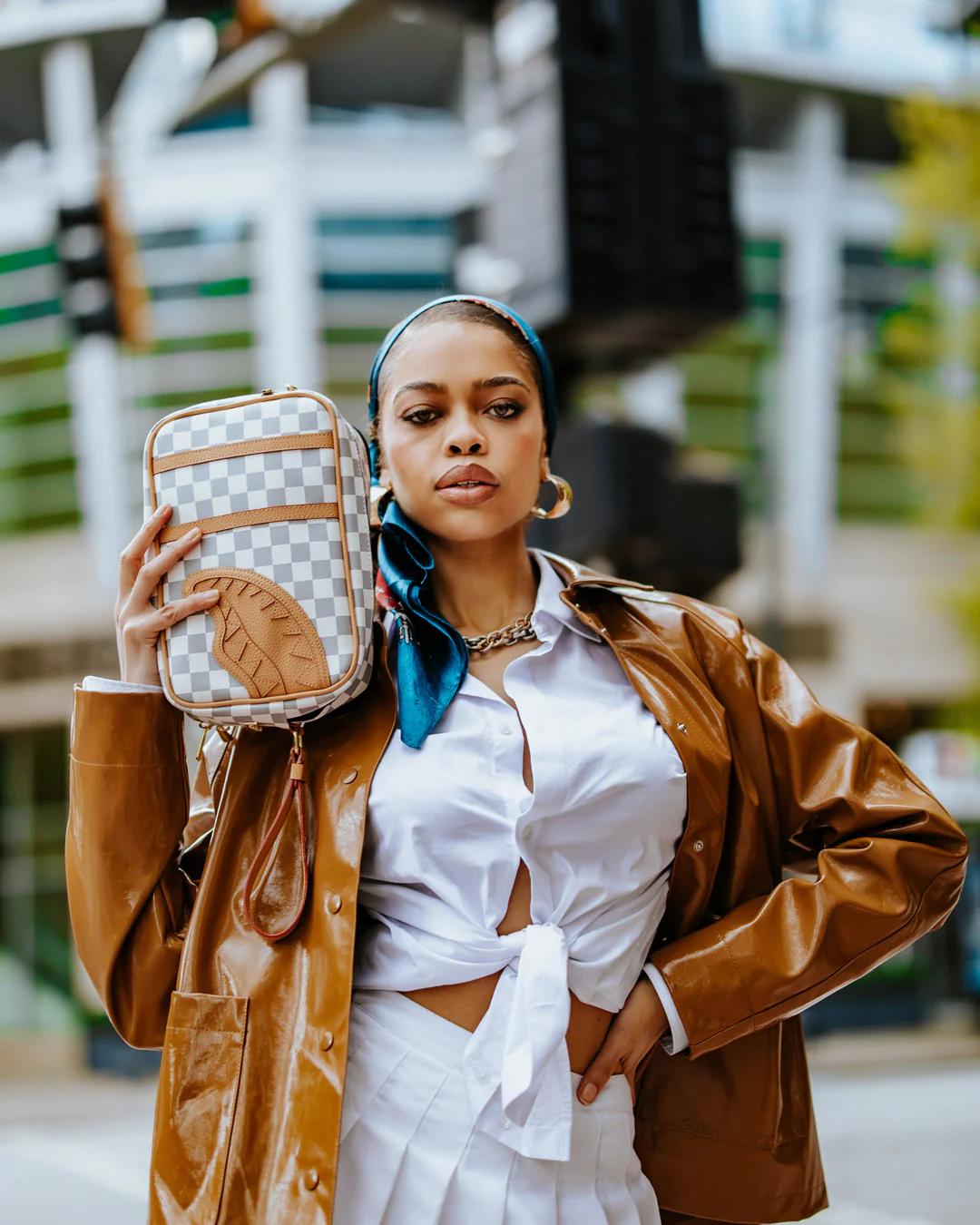 Sprayground New | HENNY LATTE BRICKSIDE TOILETRY BAG
