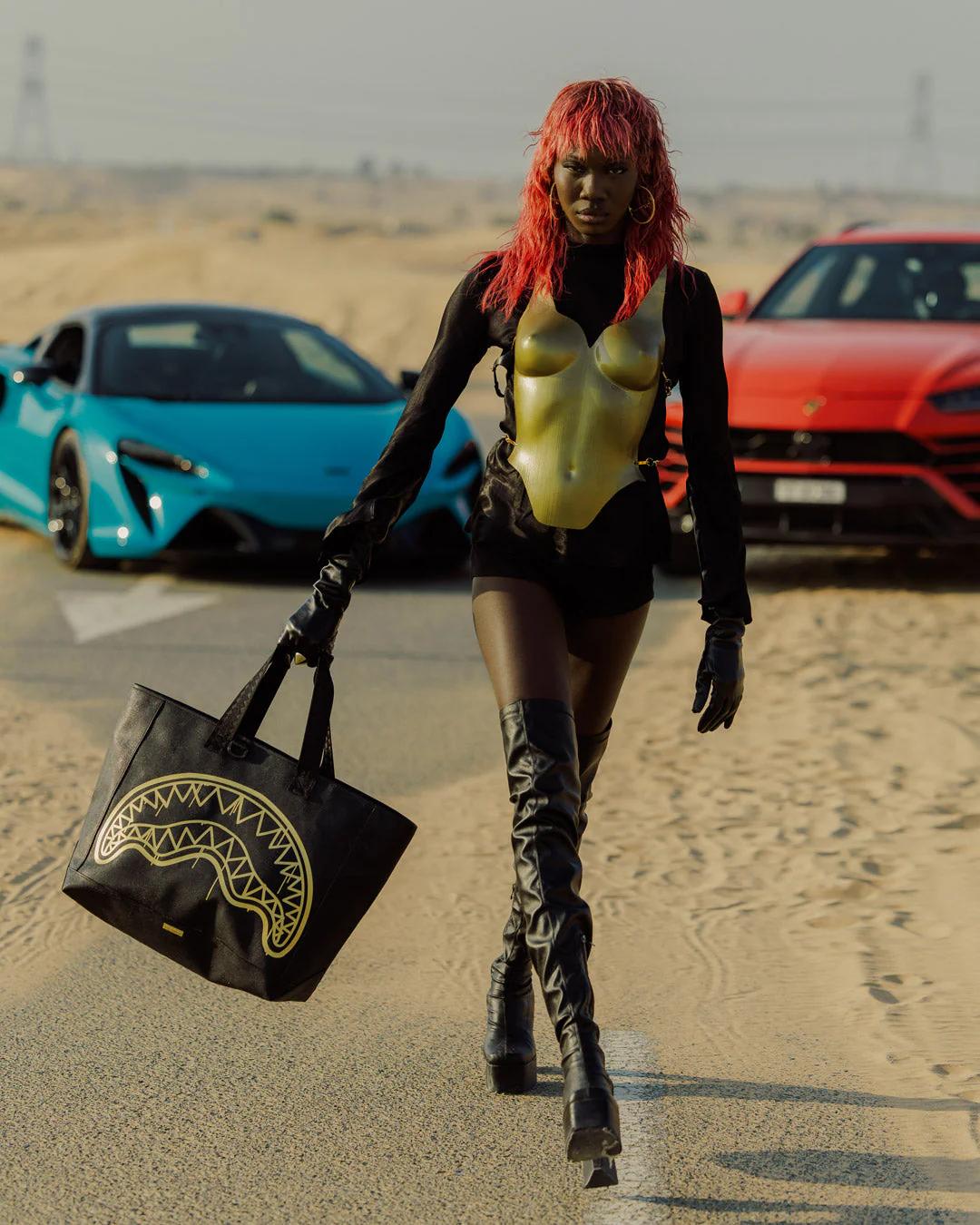 Sprayground Classic | GOLD FANG BEACH TOTE