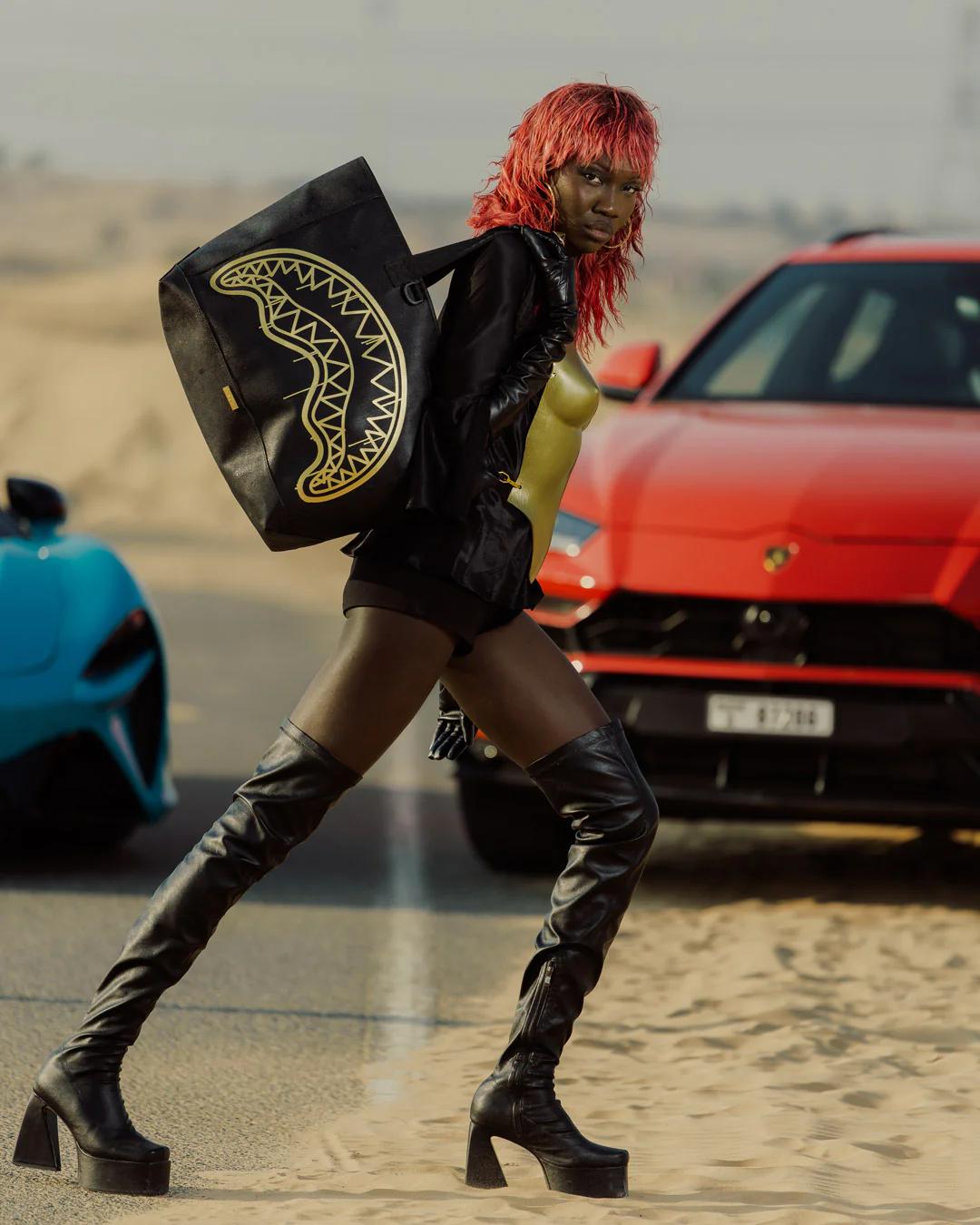 Sprayground Classic | GOLD FANG BEACH TOTE