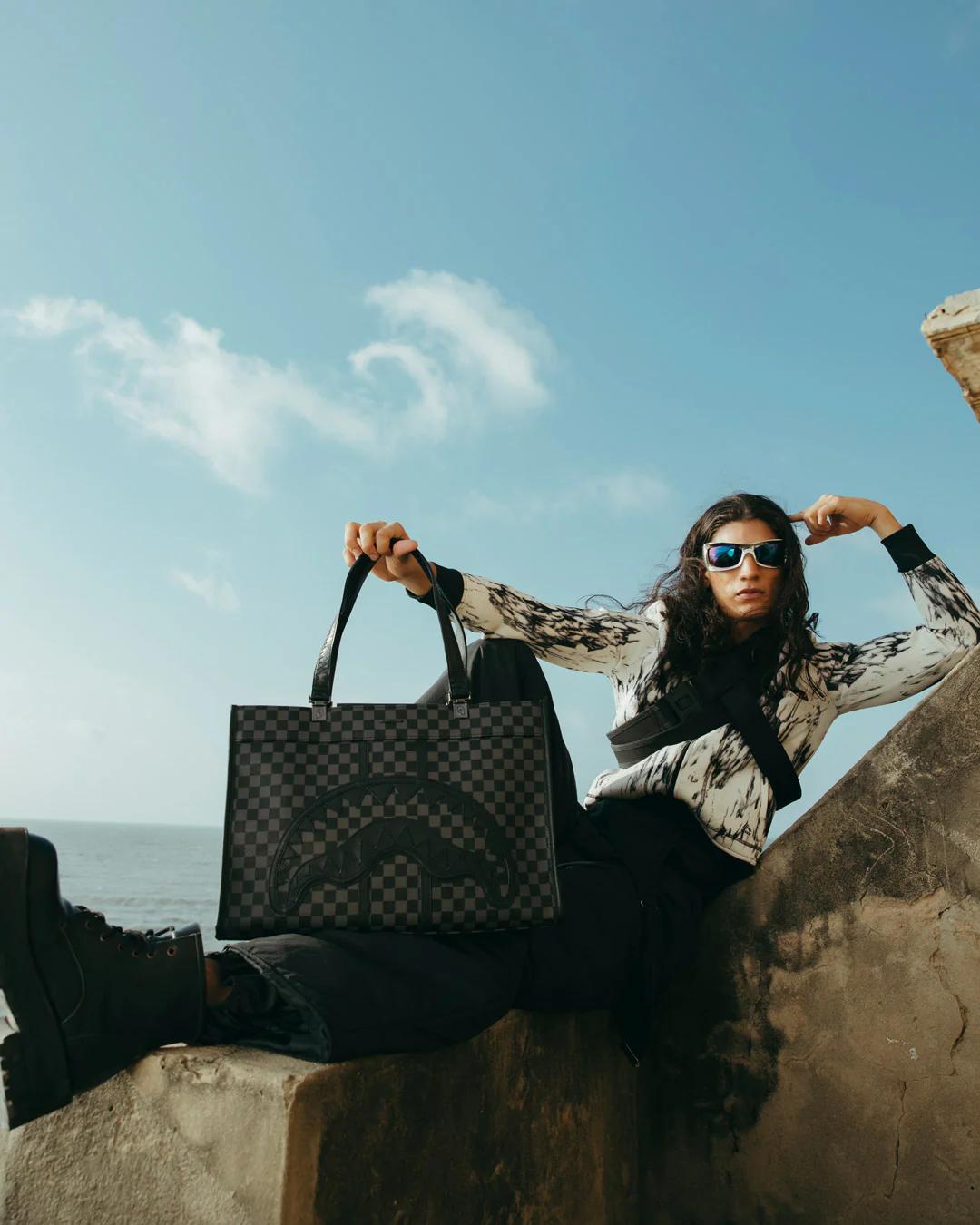 Sprayground Exclusive | MIDNIGHT CHATEAU TORTUGA TOTE