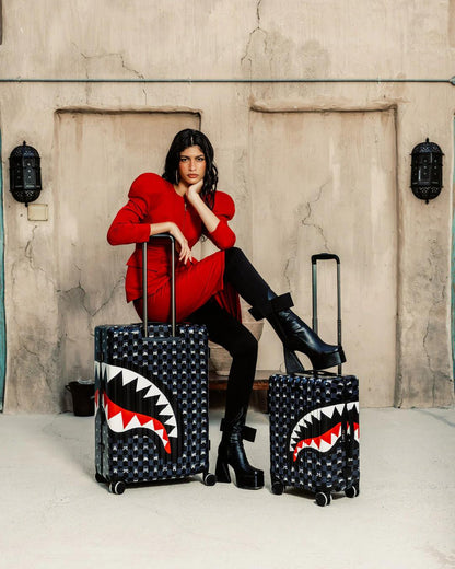 Sprayground Classic | SHARK MOB HIDEOUT CARRY-ON LUGGAGE