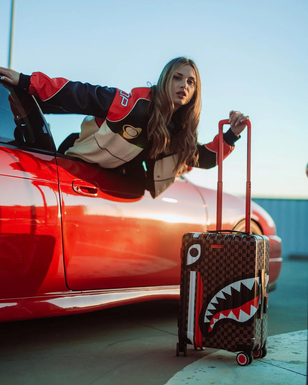 Sprayground Signature | SHARKS IN PARIS GT HARD SHELL CARRY-ON LUGGAGE