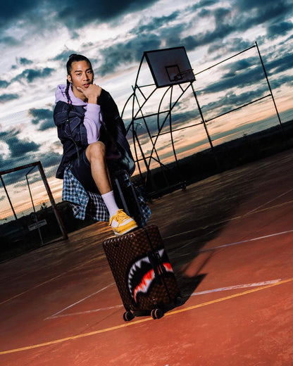 Sprayground Classic | SHARKS IN PARIS BLUR EFFECT CARRY-ON LUGGAGE