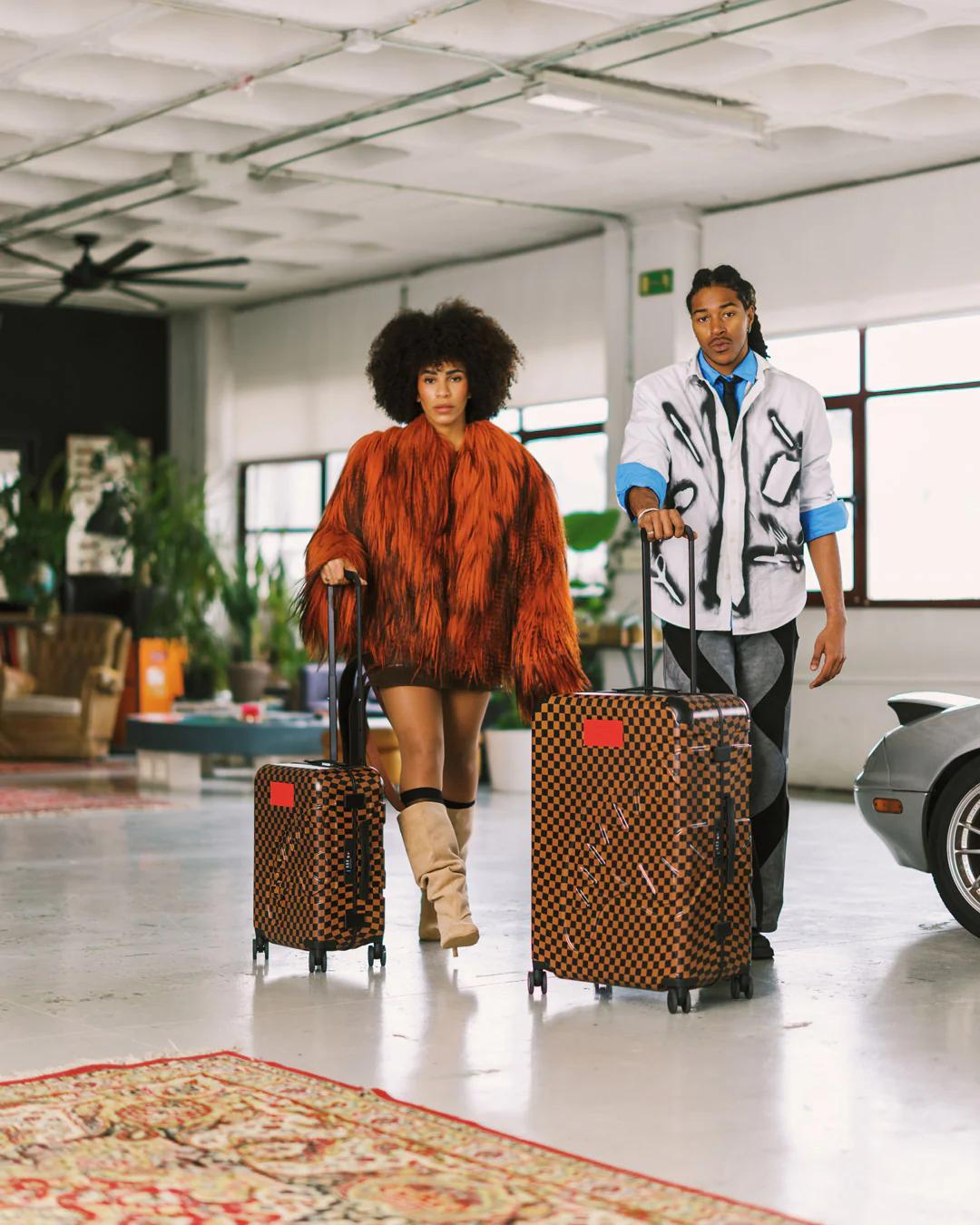 Sprayground New | KATANA CHECK BOSS FULL-SIZE LUGGAGE