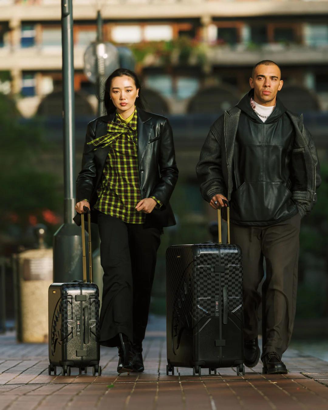 Sprayground Best Seller | THE PHANTOM FADE FULL-SIZE LUGGAGE