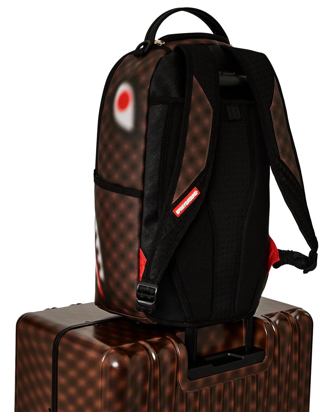 Sprayground Popular | SHARKS IN PARIS BLUR EFFECT FULL SIZE LUGGAGE