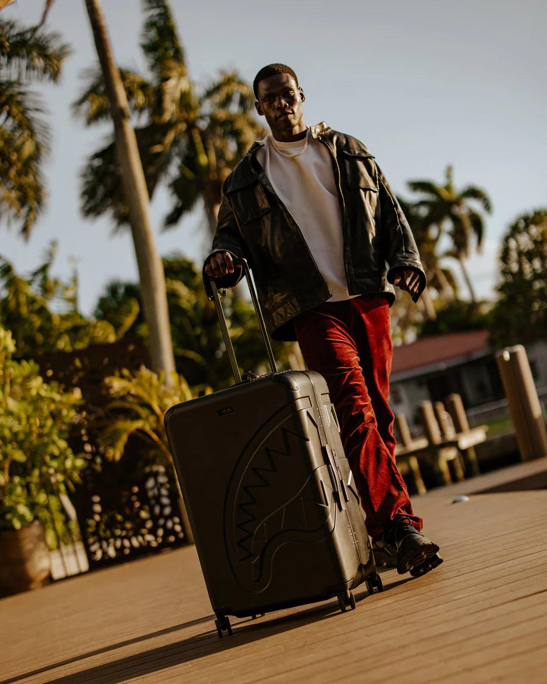 Sprayground Recommended | REALITY CHECK SHARKITECTURE FULL-SIZE JETBLACK LUGGAGE (GUNMETAL HARDW
