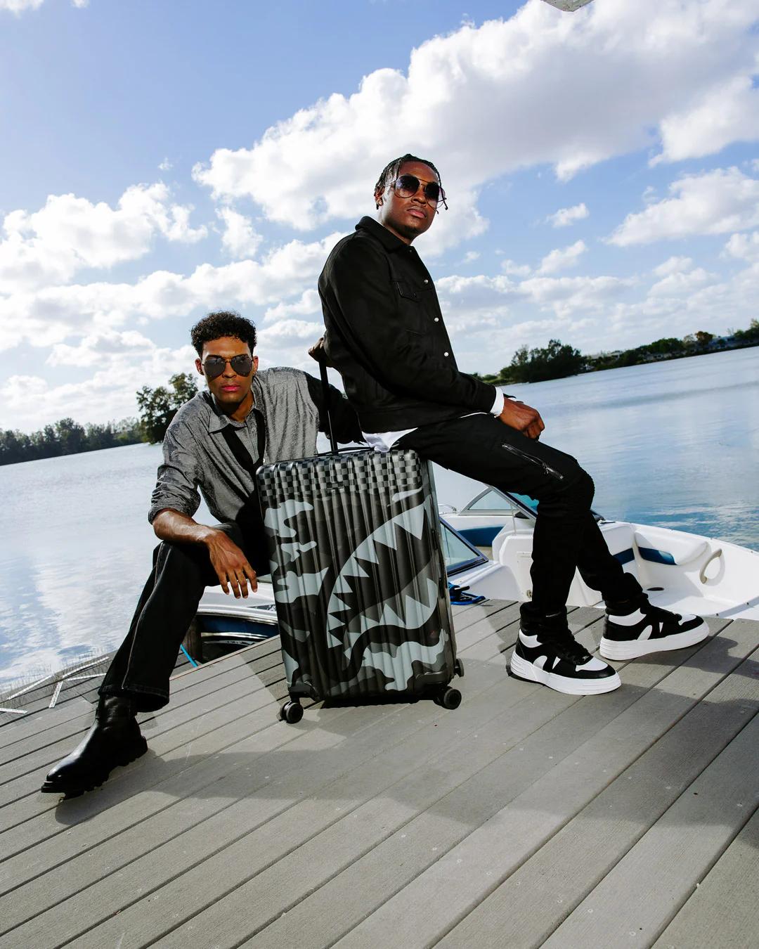 Sprayground Exclusive | 3AM RIPTIDE SHARKNAUTICS HARDSHELL FULL-SIZE LUGGAGE