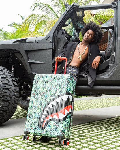Sprayground Trending | MAMA I MADE IT SHARKITECTURE HARDSHELL FULL-SIZE LUGGAGE