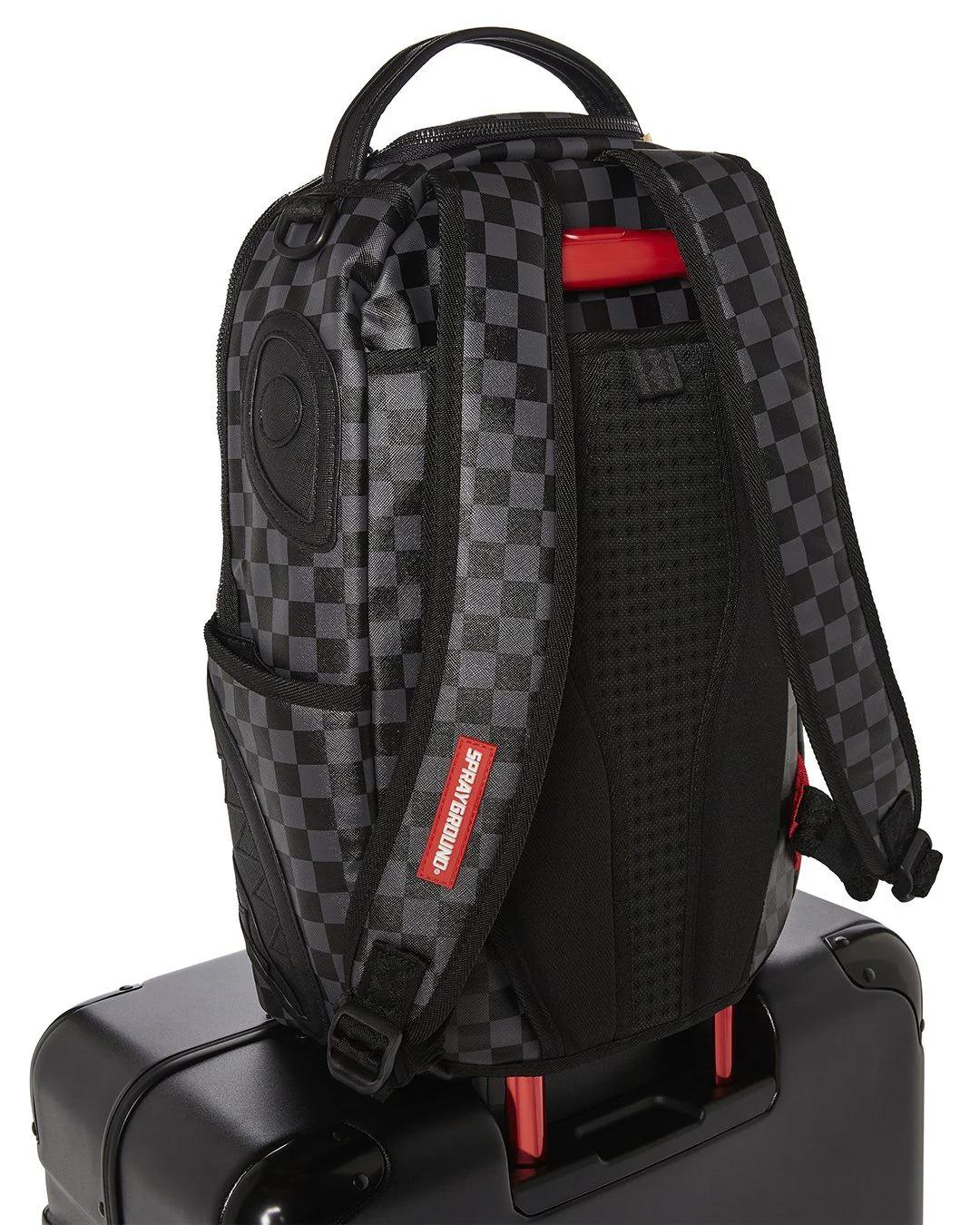 Sprayground Recommended | SHARKITECTURE MOLDED 29” FULL-SIZE LUGGAGE