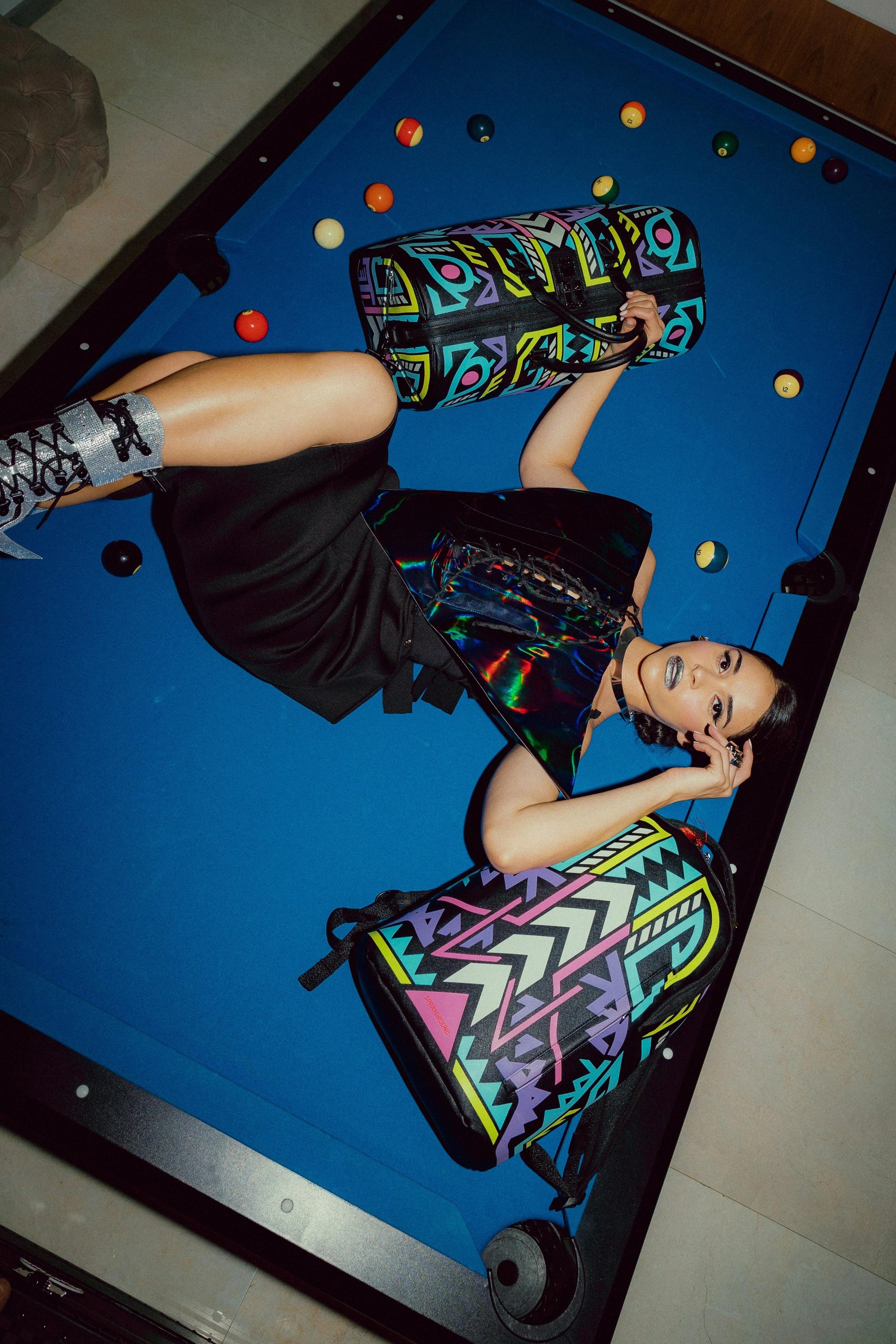 Sprayground Signature | A.I. PATH TO THE FUTURE III DUFFLE - SANDFLOWER COLLAB (GLOW IN THE DA