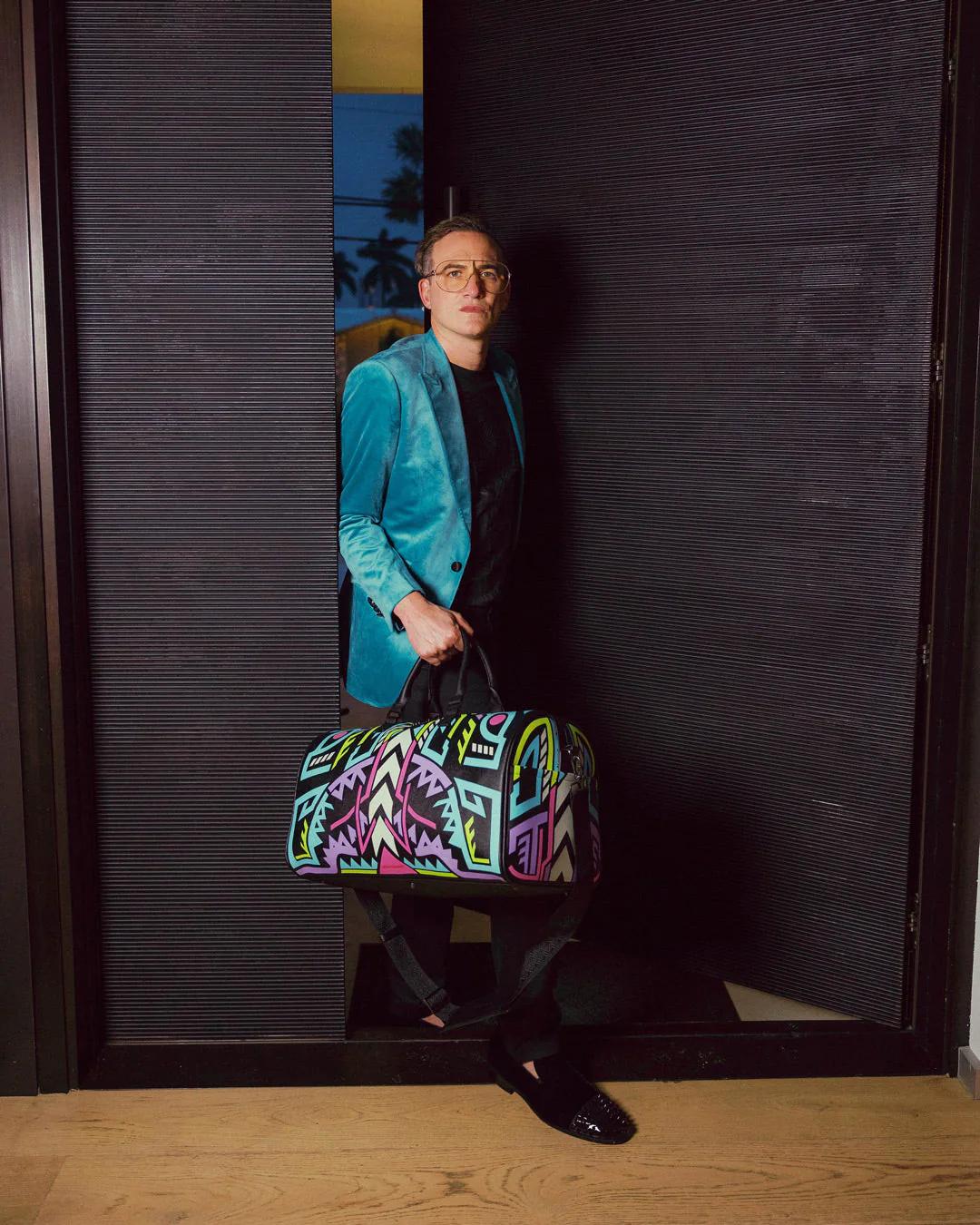 Sprayground Signature | A.I. PATH TO THE FUTURE III DUFFLE - SANDFLOWER COLLAB (GLOW IN THE DA