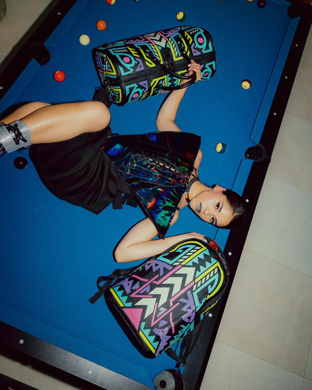 Sprayground Classic | A.I. PATH TO THE FUTURE III BACKPACK - SANDFLOWER COLLAB (GLOW IN THE