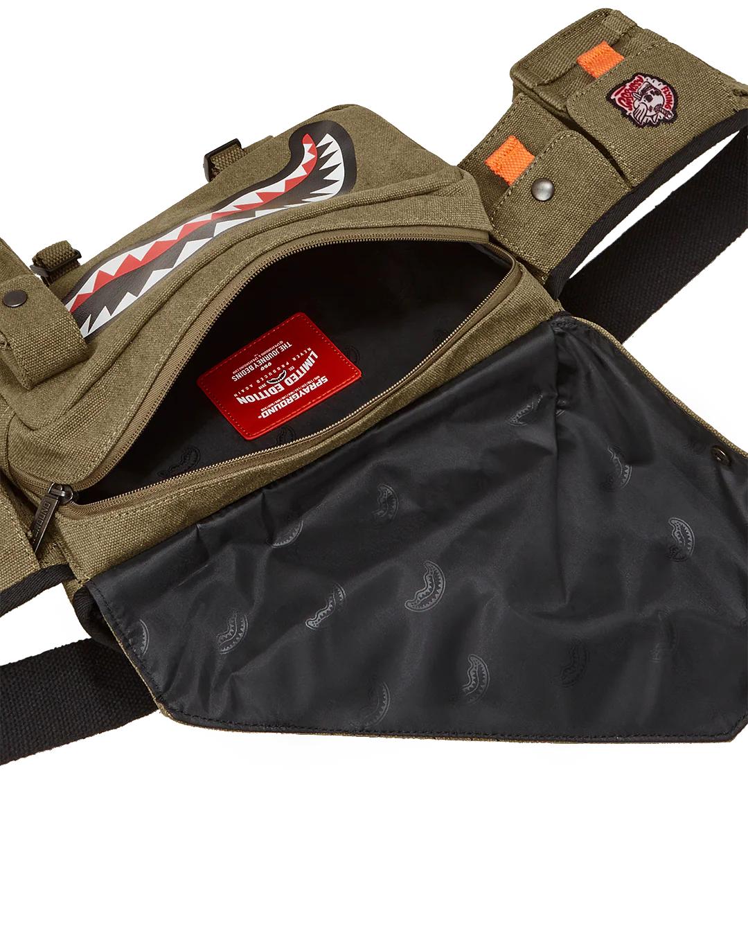 Sprayground Premium | CALL OF DUTY NEVER BACK DOWN CROSSBODY