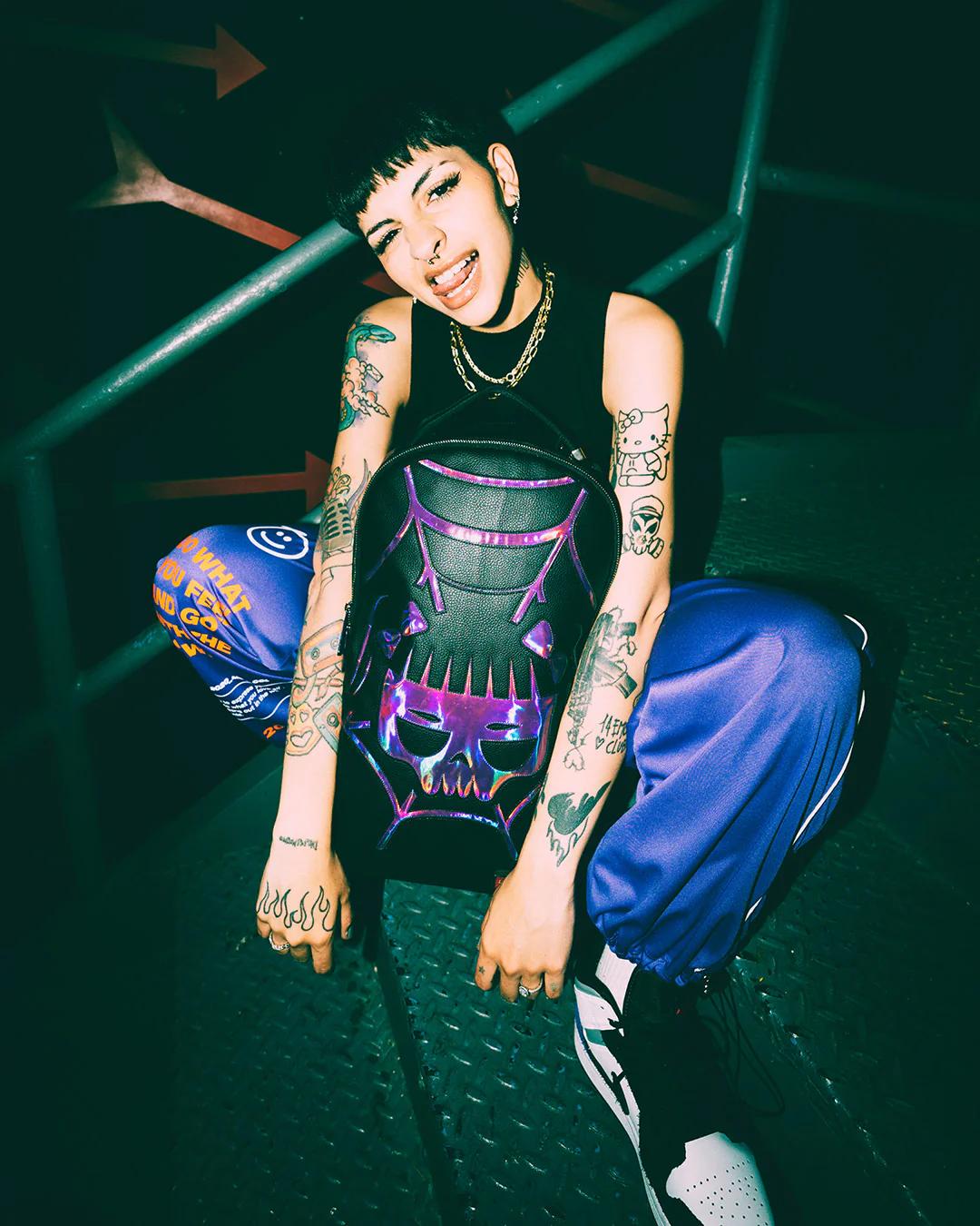 Sprayground Popular | CAZZU IRIDESCENT CUT & SEW SPIDER SKULL SHARK BACKPACK (DLXV)